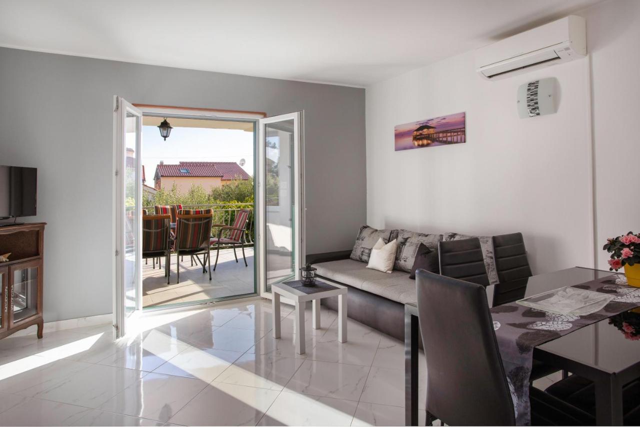 Apartment Marin Ядрия Екстериор снимка