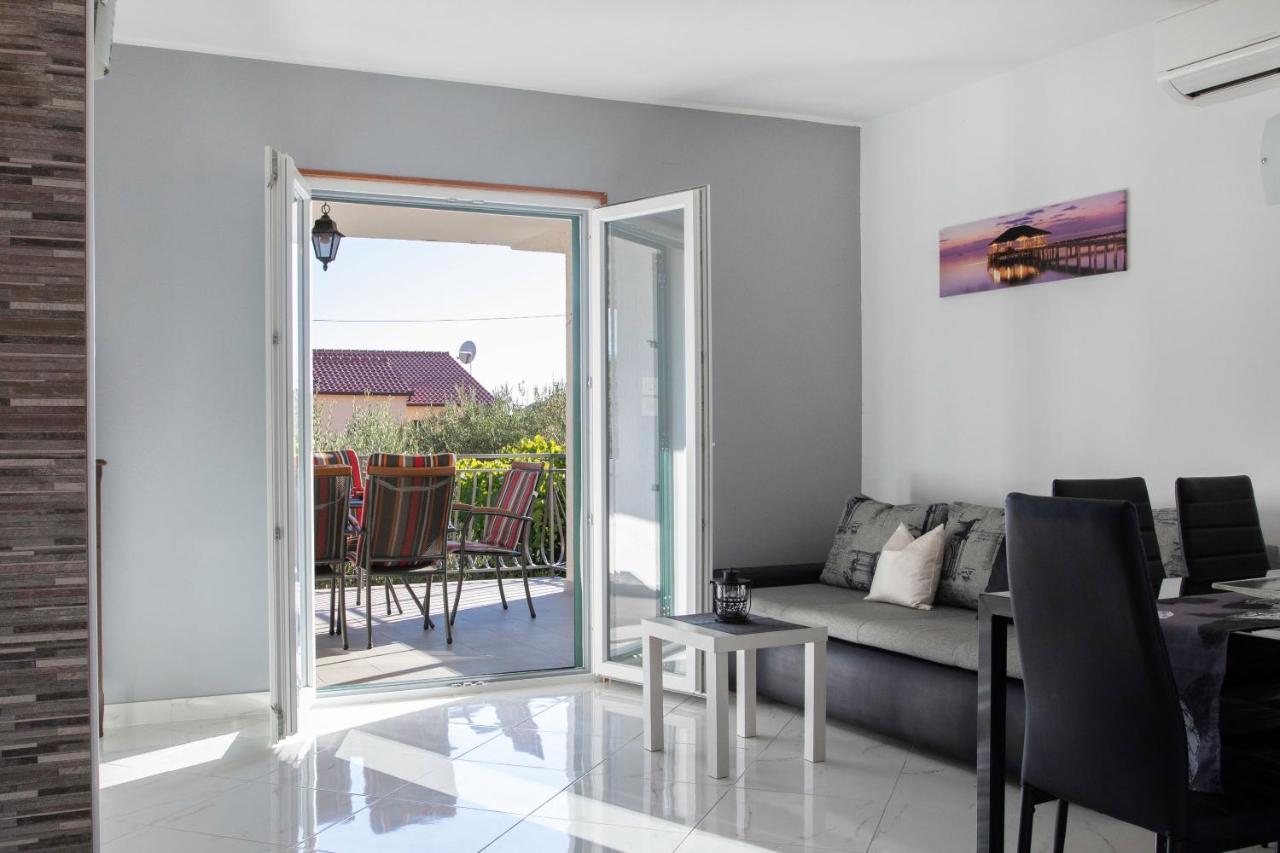 Apartment Marin Ядрия Екстериор снимка