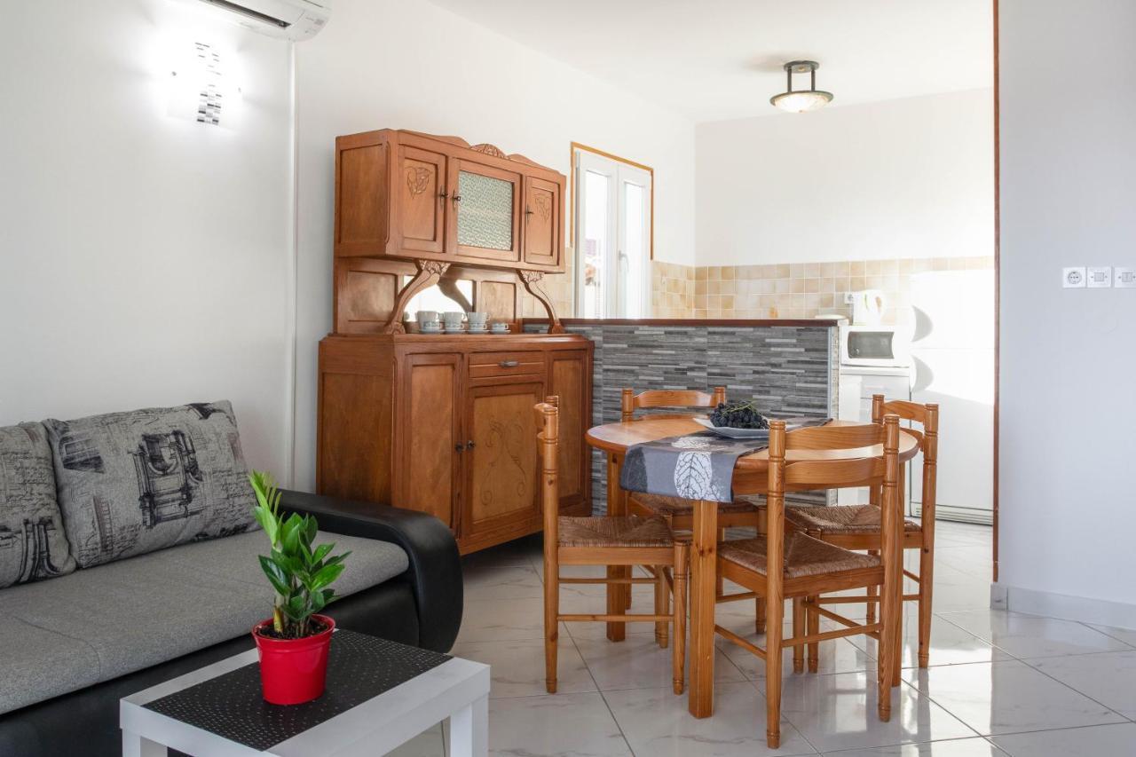 Apartment Marin Ядрия Екстериор снимка